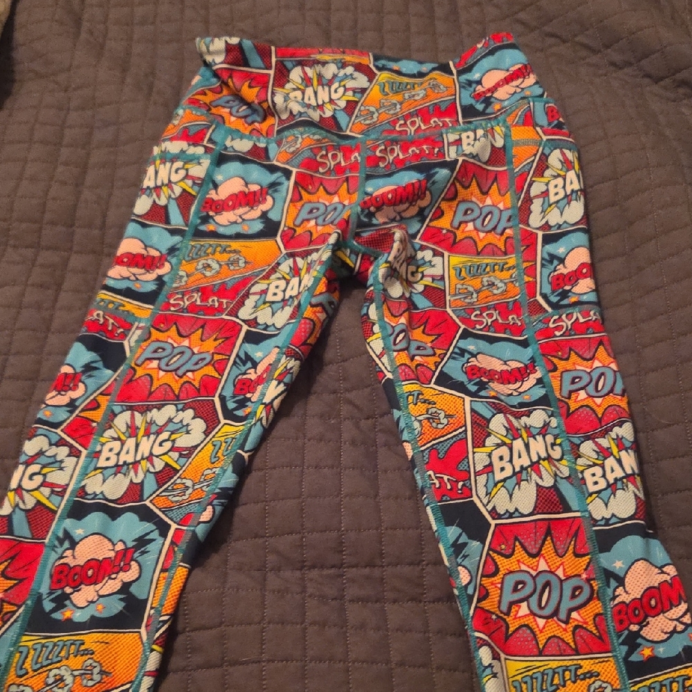 Knock-Out Capri Leggings